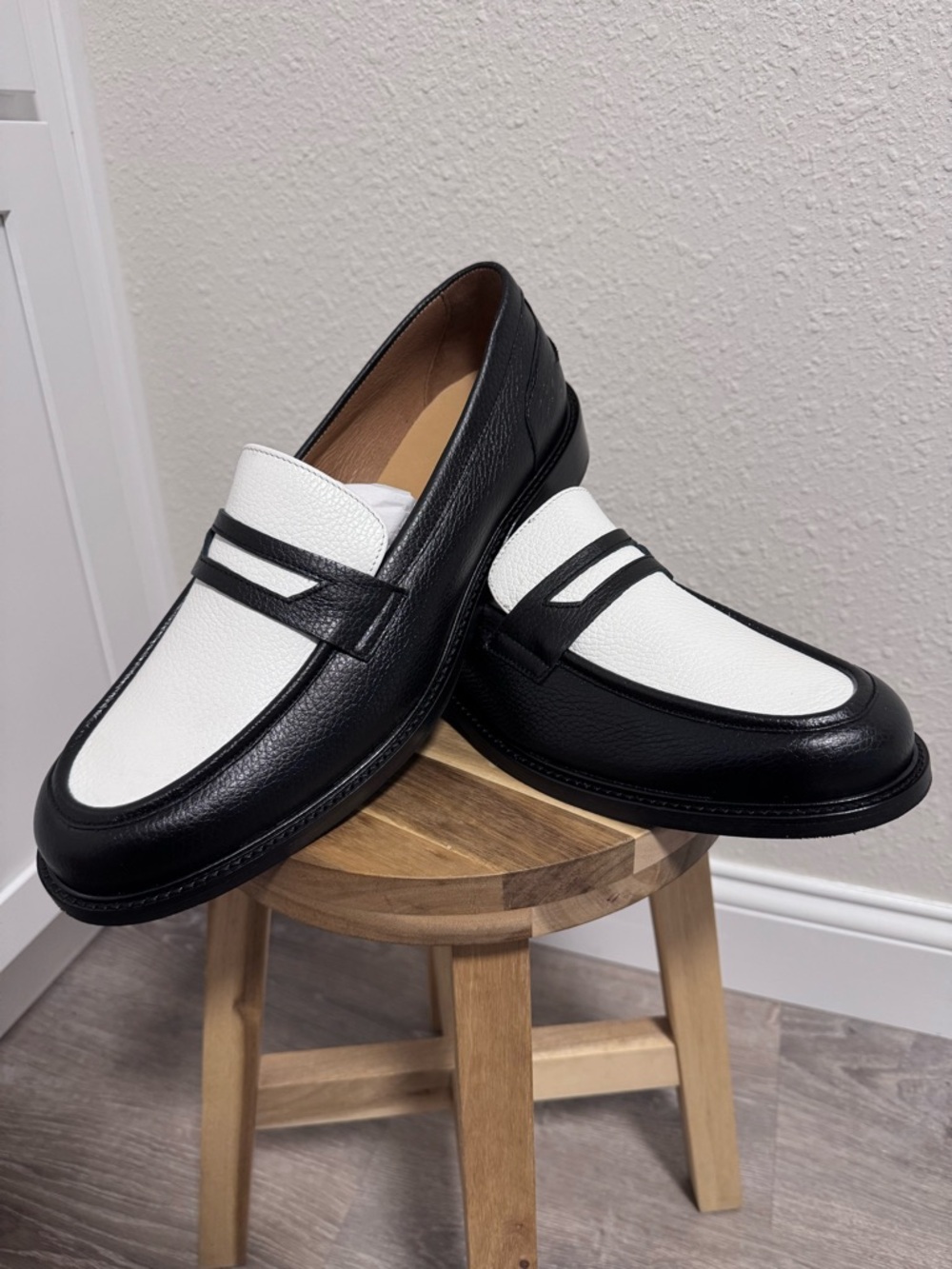 J.Lindeberg Dean Black White Leather Penny Loafers Men’s EU 45 NEW in Box!